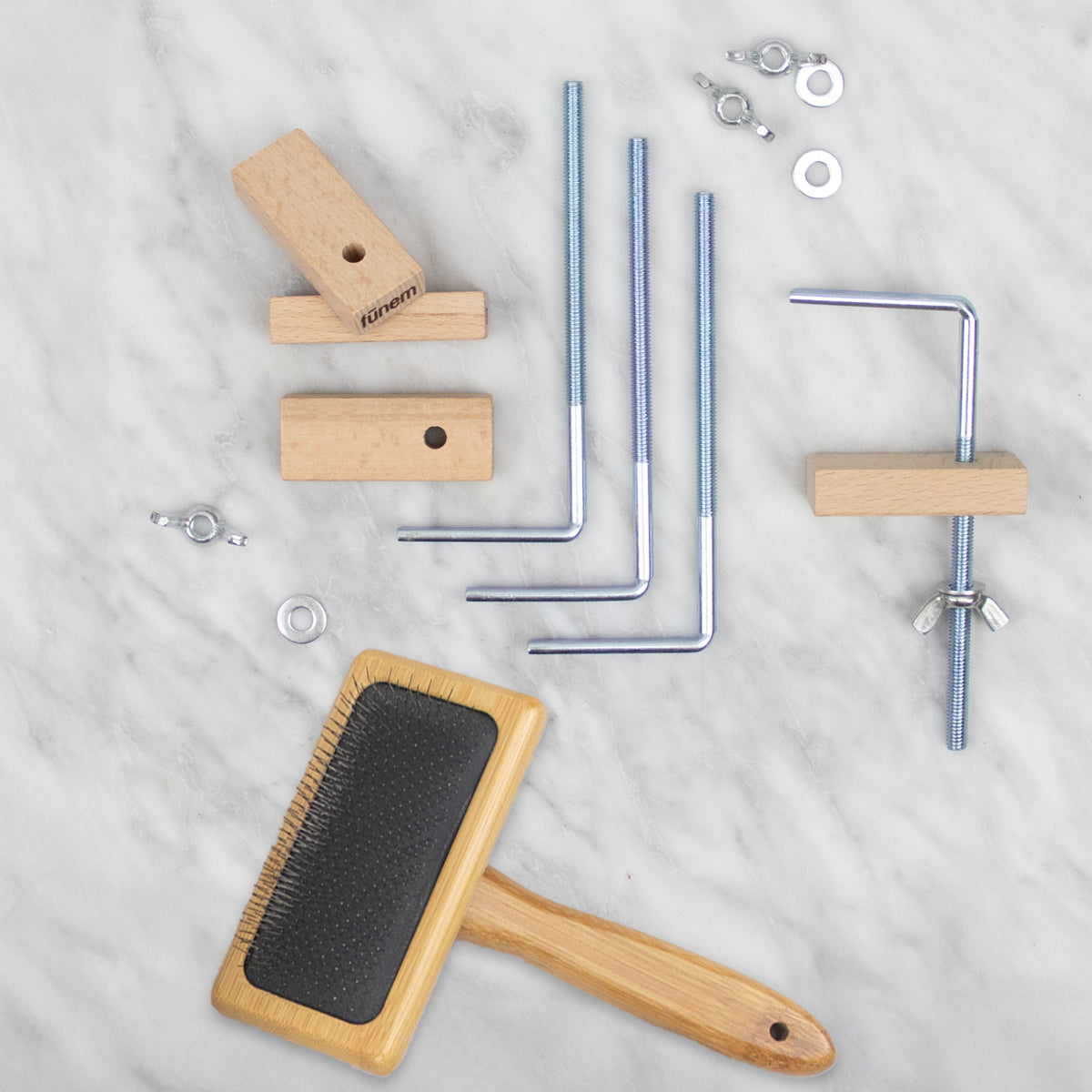 Faserbürste + Metallklammern