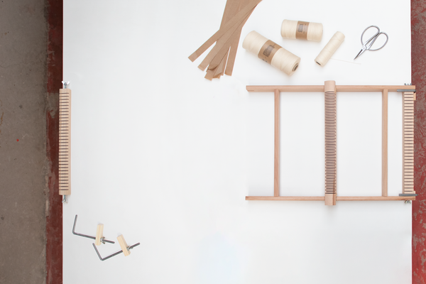 HOW TO EASILY MAKE WEAVINGS LONGER THAN THE FRAME