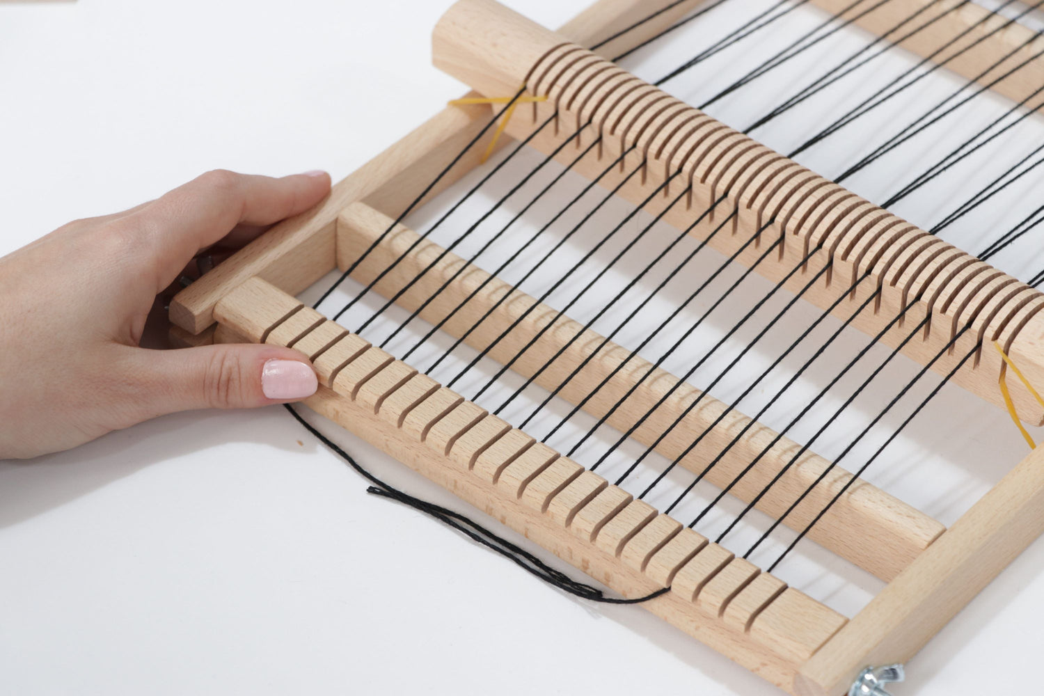 How to warp your weaving loom?
