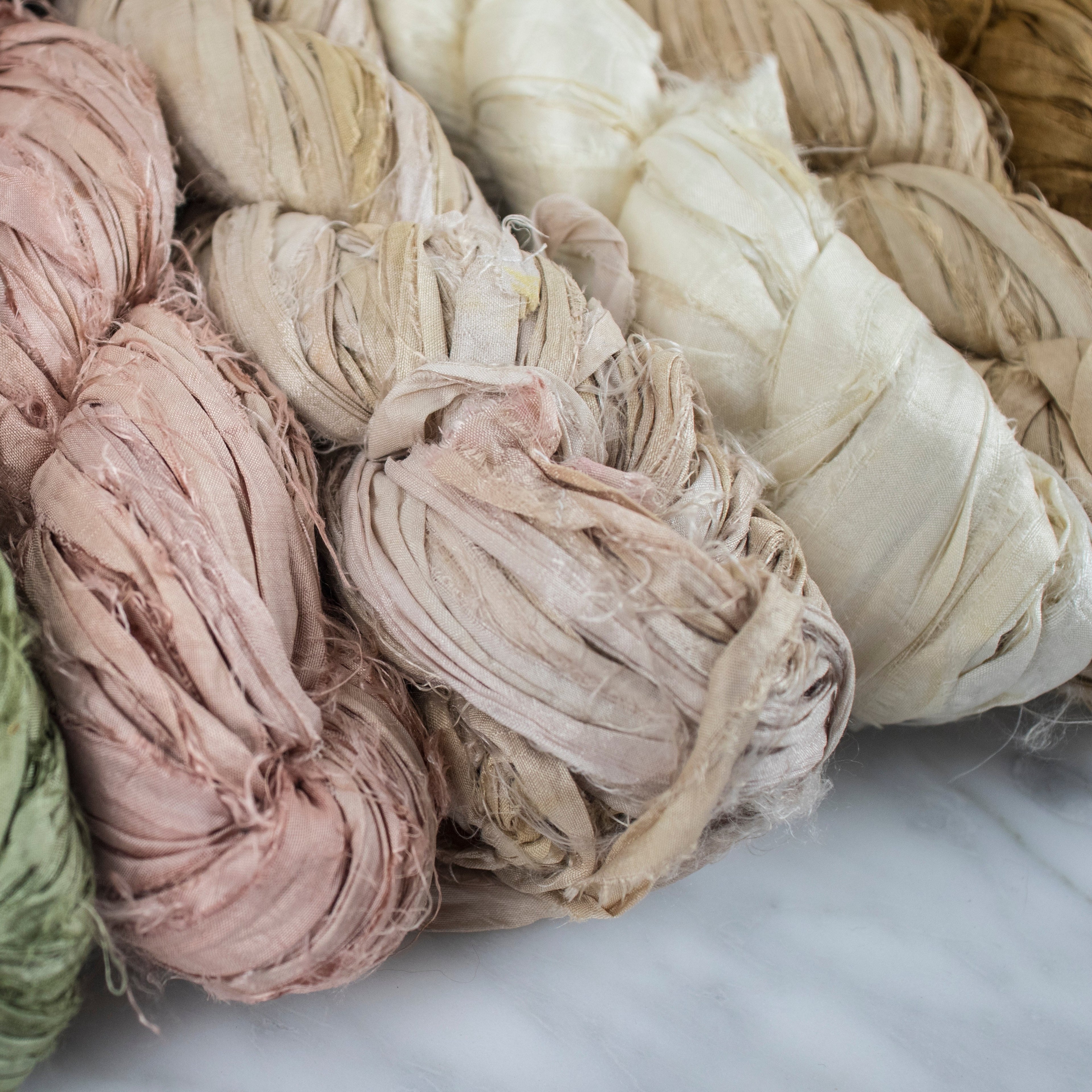 Recycled Sari Silk Yarn - Champagne