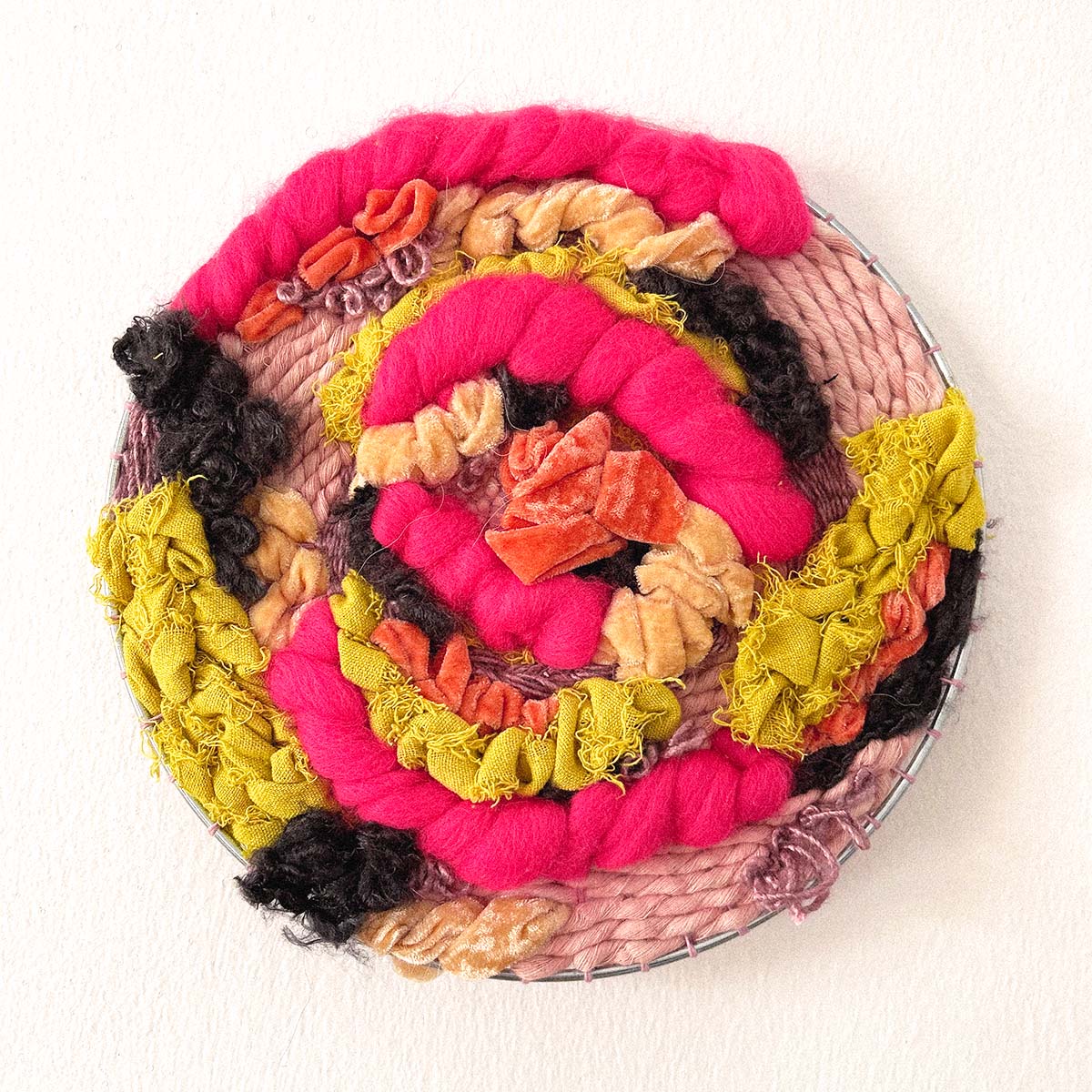 Circular Weaving Wall Hanging Kit with Pattern - Dessert