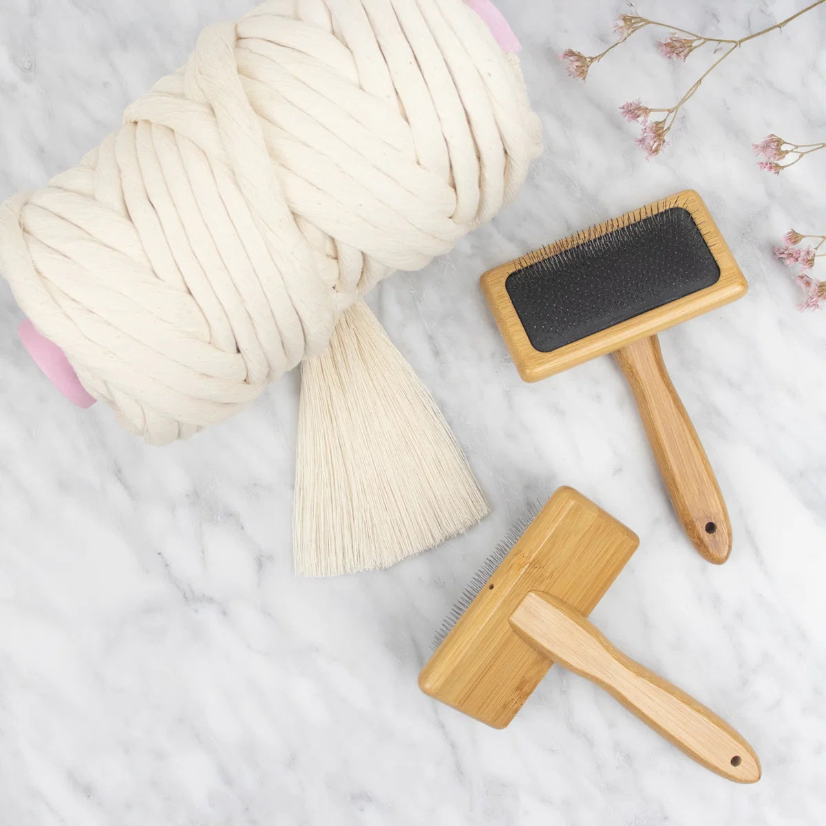 Metal Clamps + Fiber Brush + Scissors