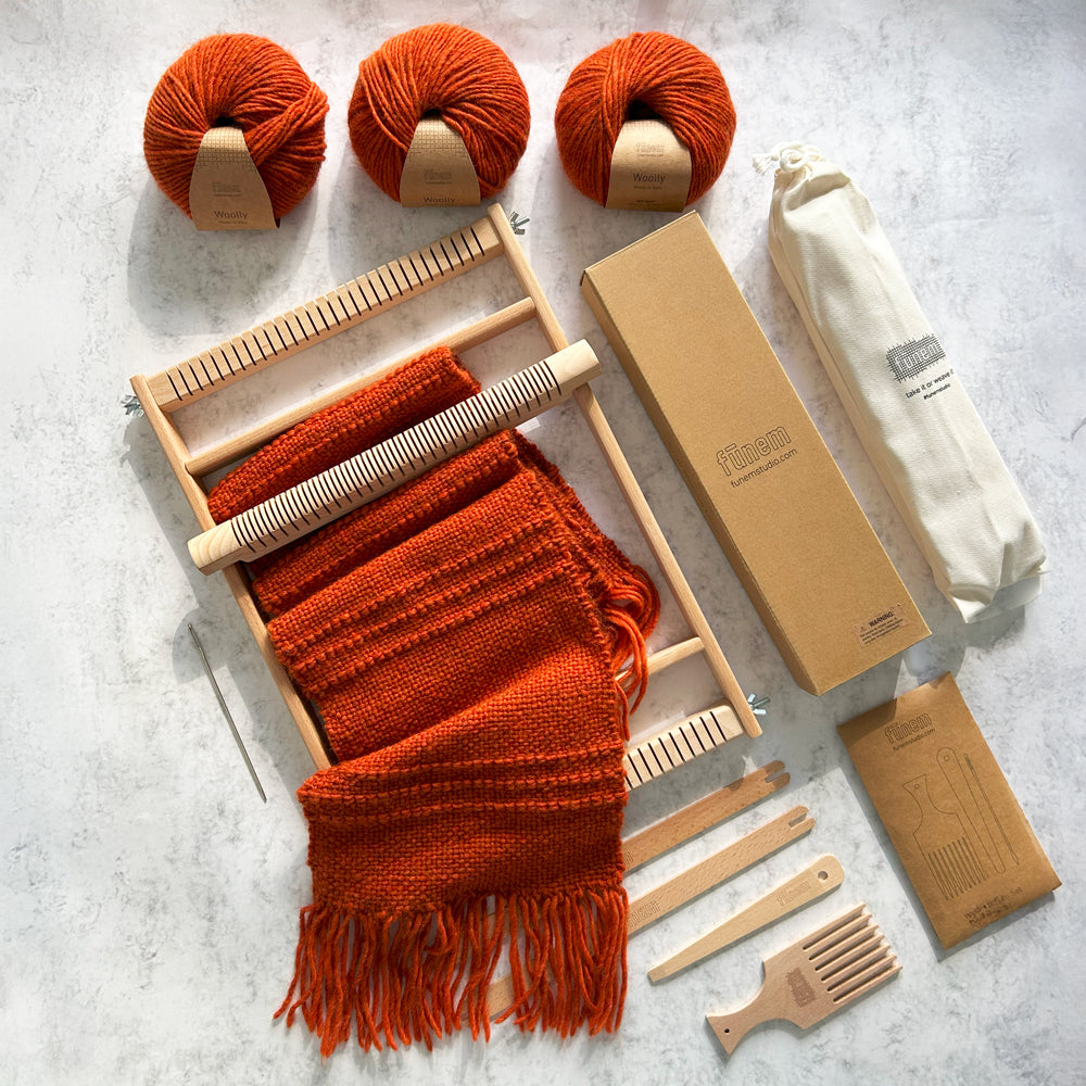 Fluffy Scarf Weaving Kit with Pattern