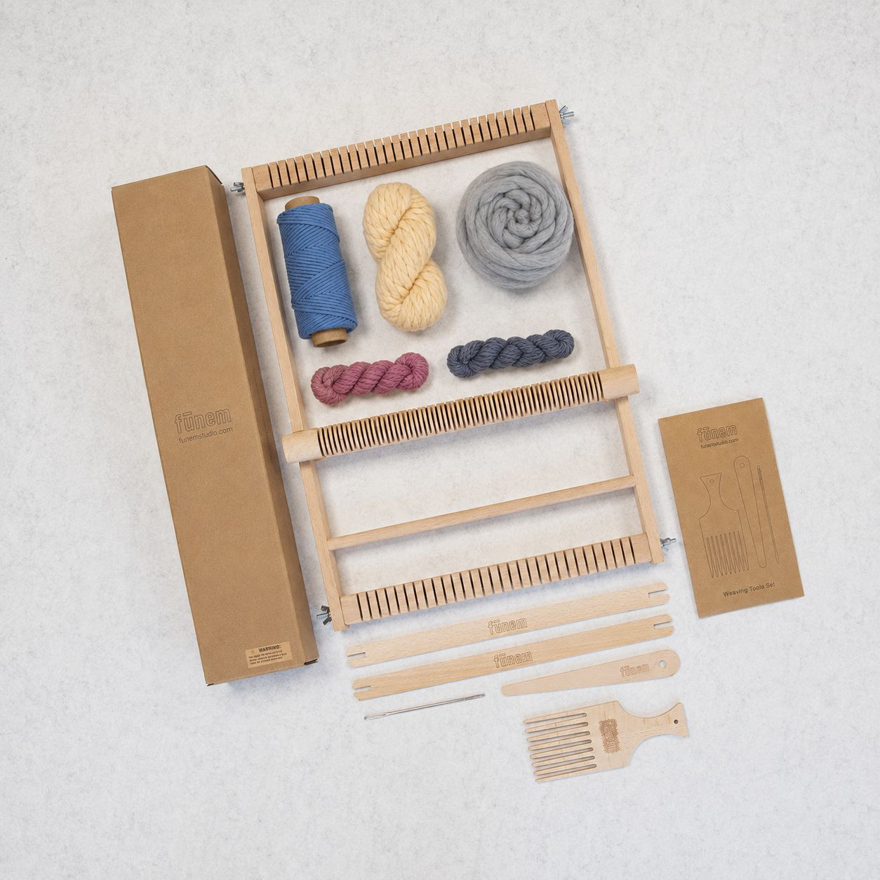 Freestyle Weaving Kit with Medium Loom - Coastal Mist