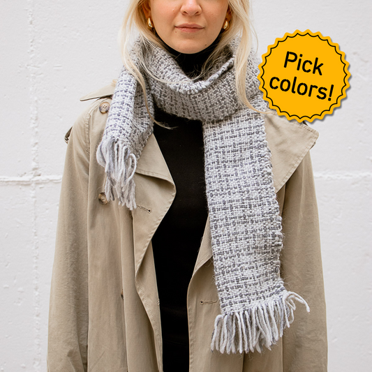 Icicle Scarf Weaving Kit - Supplies and Medium loom with Pattern