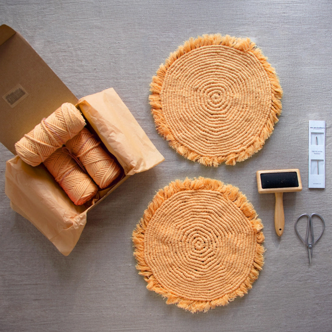 Somov Platzdeckchen - Makramee-Set mit Muster