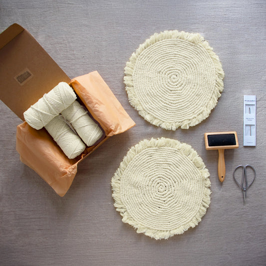 Somov Placemat - Macrame Kit with Pattern