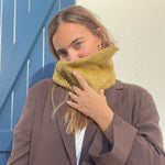 Woolly Bliss Snood Weaving Kit - Supplies and Medium loom with Pattern x Tunkiwellness