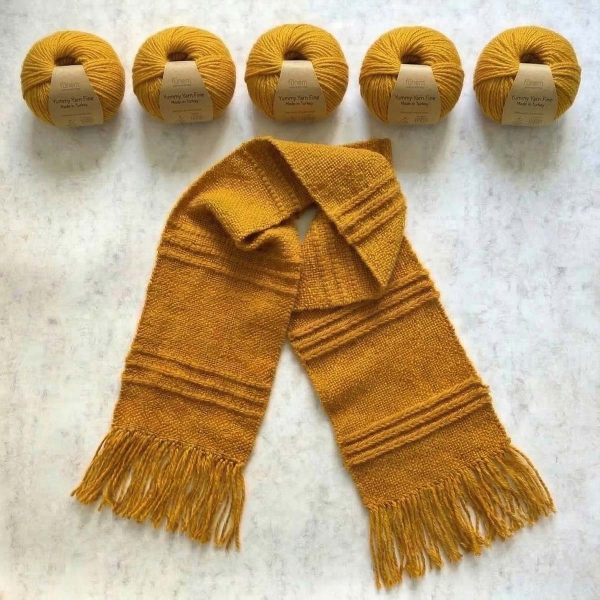 Fluffy Scarf Webereiset - Lieferung nur mit Schnittmuster (kein Webstuhl)- Yummy Version
