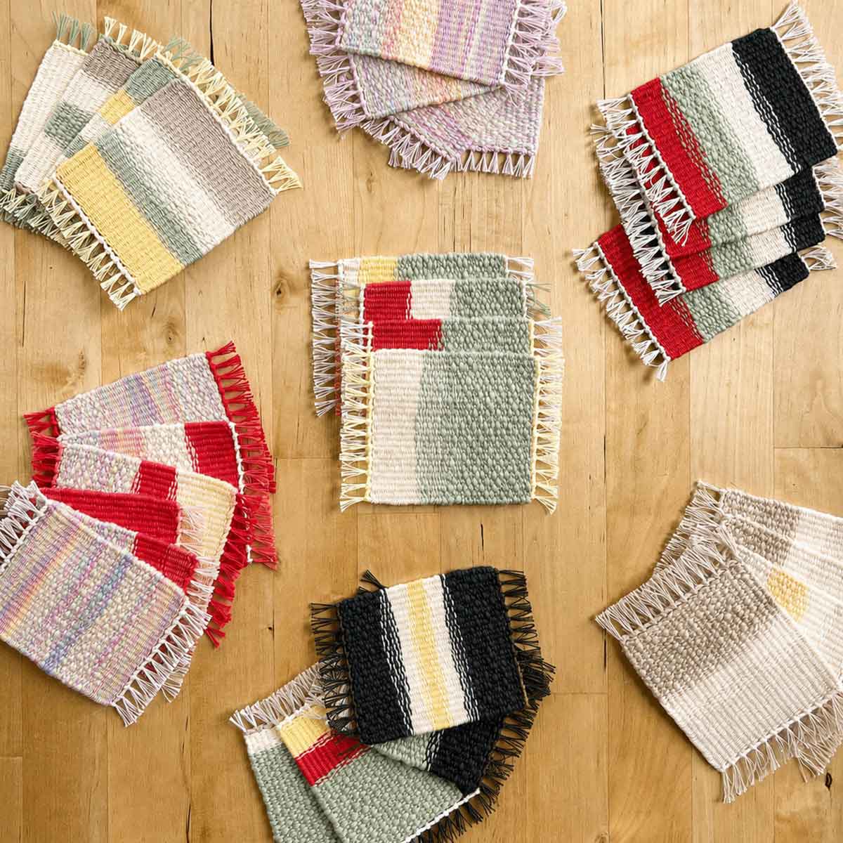 Kit de tissage pour Dessous de verre (x12) - Pelotes et petit métier à tisser  avec patron - x Painted Sky Textiles